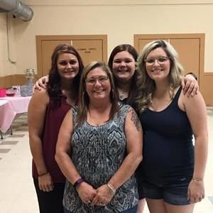 Meet your Posher, Nicole